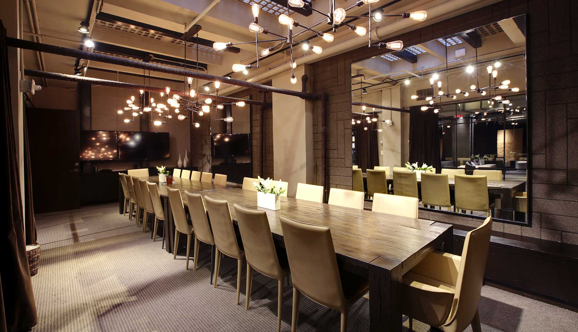 MSQ_Exec_Room_Web